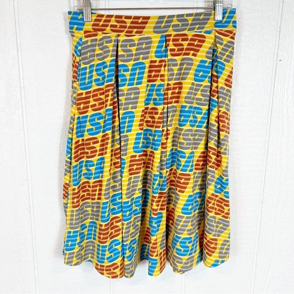 NEW LuLaRoe Madison Skirt USA Print Medium - Picture 1 of 9